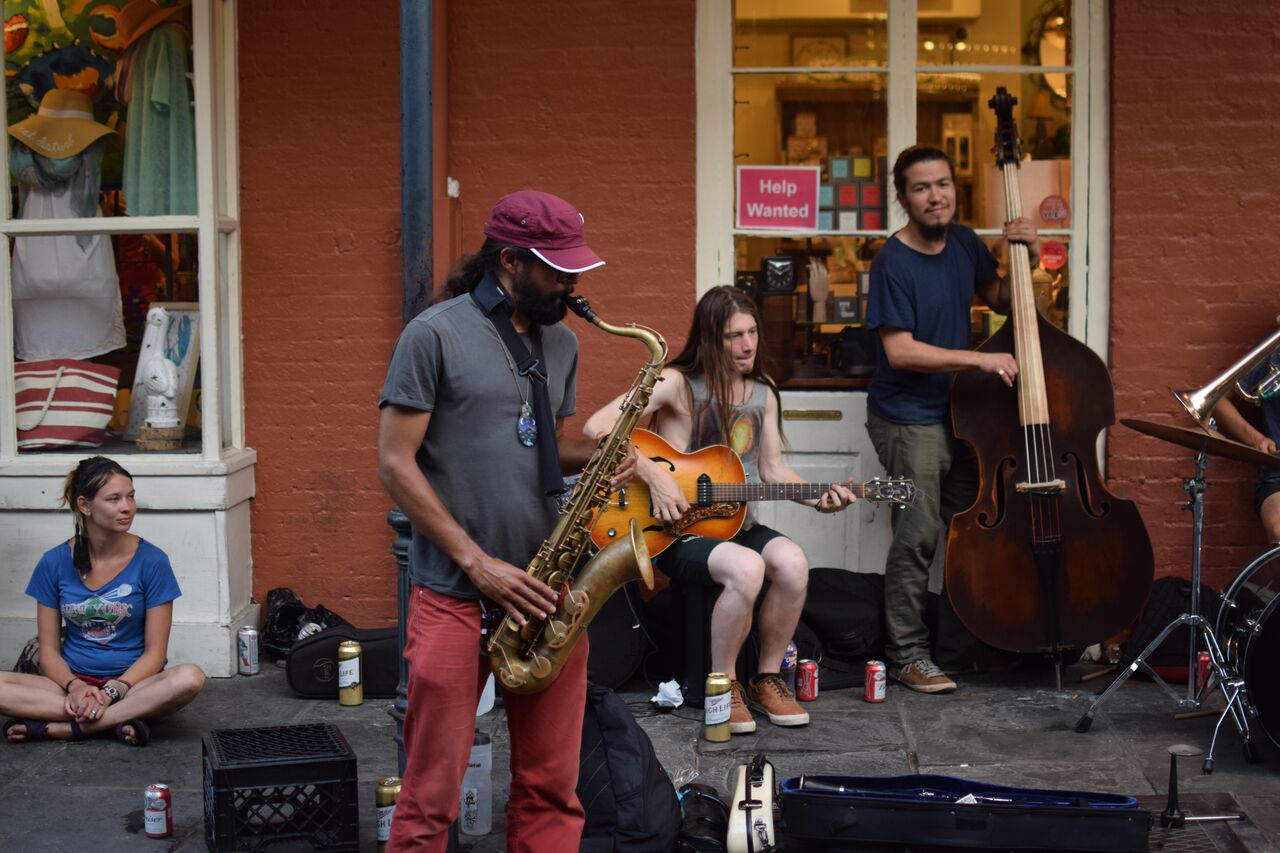 Live music on Bourbon Street